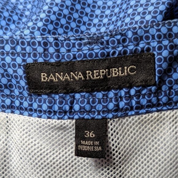 BANANA REPUBLIC Men's Lined Micro Dot Swim Shorts Navy Size 36 - Picture 2 of 15